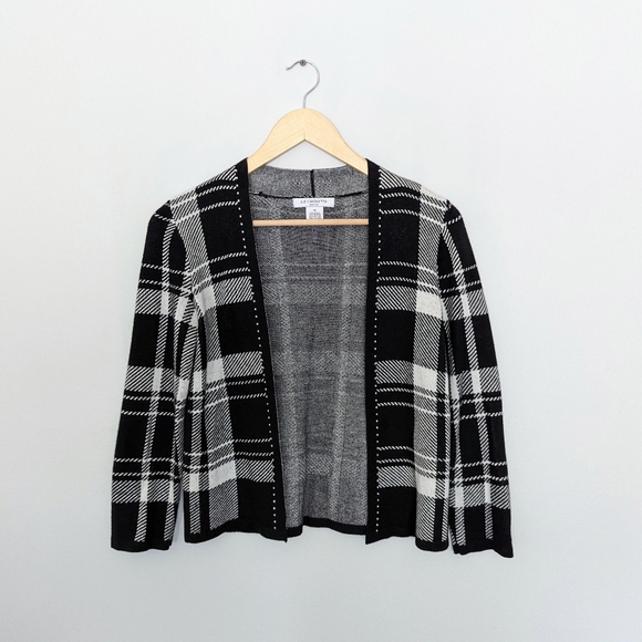 Liz Claiborne Petite Plaid Academia Cropped Cardigan Sweater - Picture 9 of 9